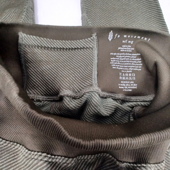 FP Movement Rewind Leggings in Army Green - Picture 5 of 6